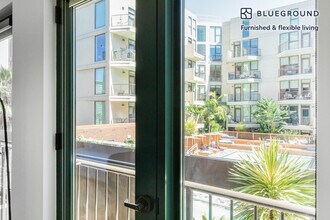 6200 Hollywood Blvd, Unit FL1-ID686 in Los Angeles, CA - Building Photo - Building Photo