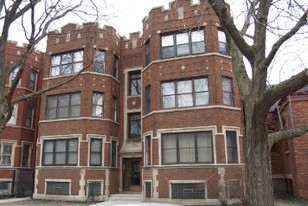 7153 S Cornell Ave Apartments