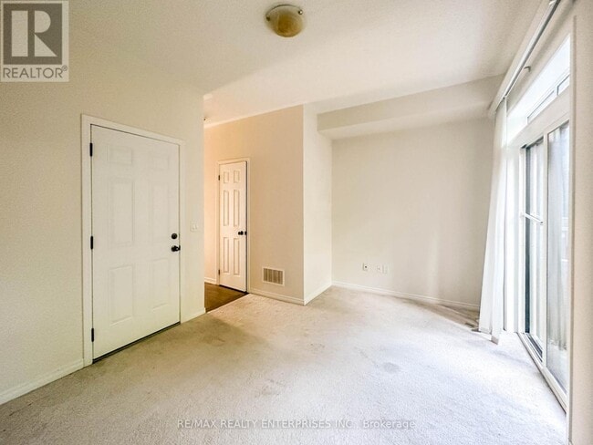 409 Ladycroft Ter in Mississauga, ON - Building Photo - Building Photo