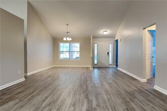 3960 Brushy Wood Dr in Loganville, GA - Foto de edificio - Building Photo