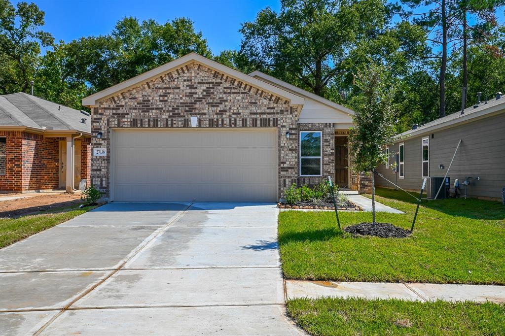 27638 Mesabe Dr in Magnolia, TX - Building Photo