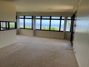 1025 Kalikimaka St in Honolulu, HI - Building Photo - Building Photo