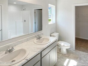 307 Desert Orchid Cir in Raeford, NC - Building Photo - Building Photo