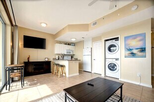 8800 Bay Pines Blvd in St. Petersburg, FL - Building Photo