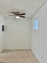1436 NW 24th Ter in Fort Lauderdale, FL - Building Photo - Building Photo