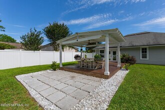 12342 Clear Lagoon Trail in Jacksonville, FL - Building Photo - Building Photo