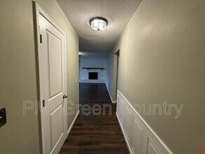 2019 S Gum Ave in Broken Arrow, OK - Building Photo - Building Photo