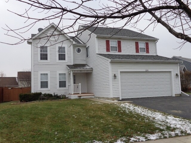 2201 Oak Leaf Ln in Lake Villa, IL - Building Photo
