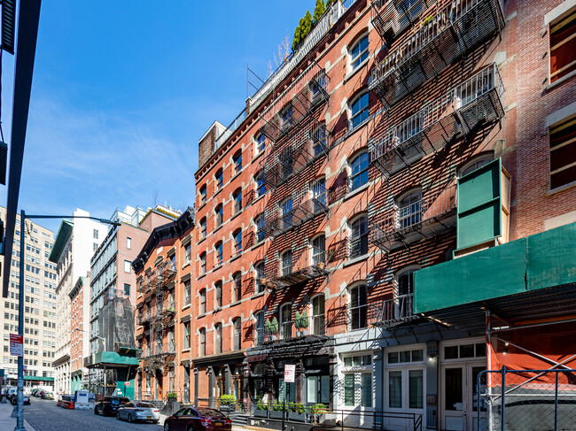 19-21 Leonard St in New York, NY - Foto de edificio - Building Photo