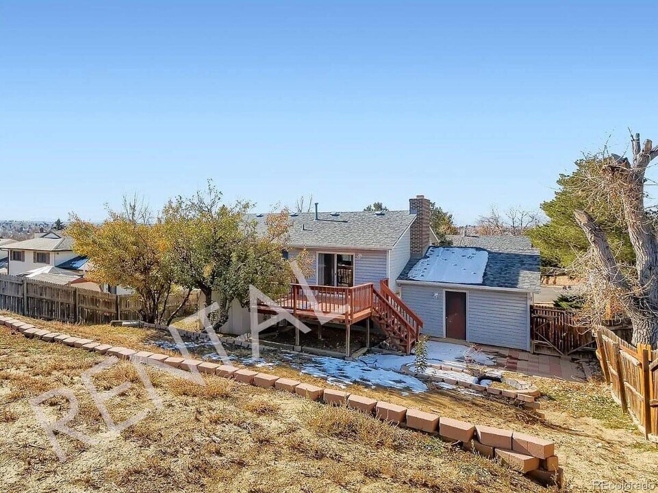 1750 S Ouray Ct in Aurora, CO - Building Photo