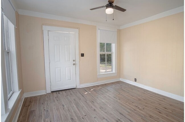 111 S Olive St in San Antonio, TX - Building Photo - Building Photo