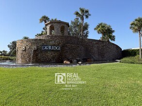 2130 Scholartree Wy in Wesley Chapel, FL - Foto de edificio - Building Photo