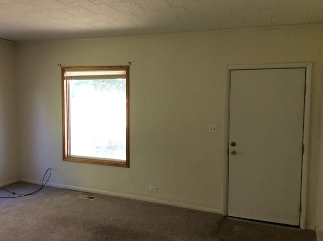 1904 V Ave in La Grande, OR - Building Photo - Building Photo