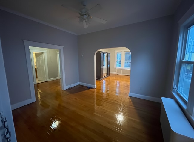 property at 7 Pearl St