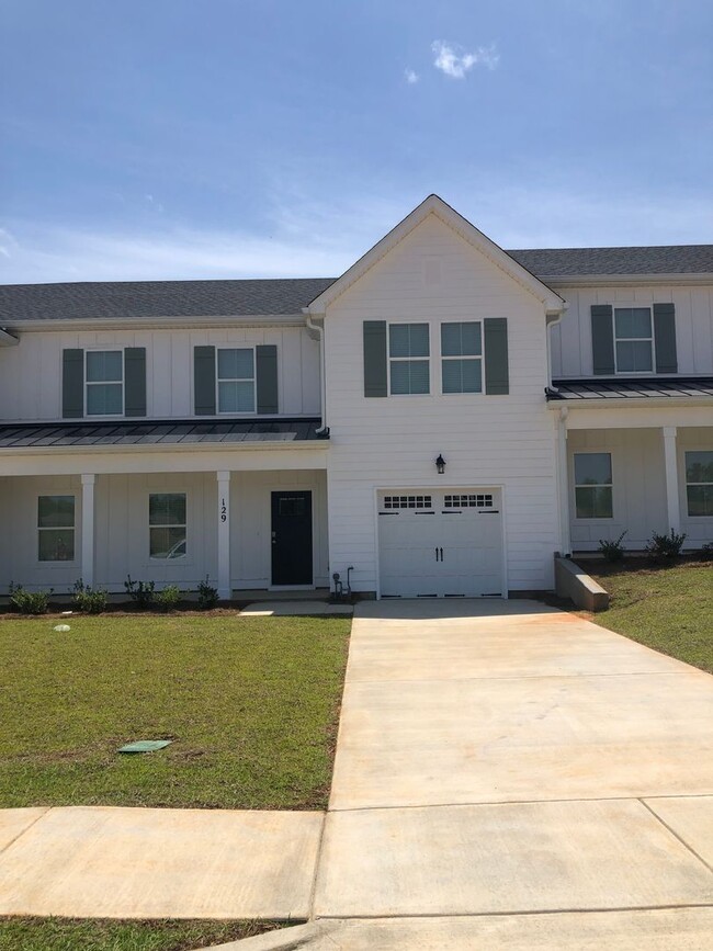 129 Hunters Hill Wy in Enterprise, AL - Building Photo - Building Photo