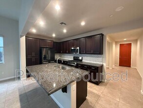 3832 Lookout Dr in Modesto, CA - Building Photo - Building Photo