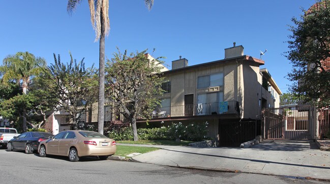 1820 S Bentley Avenue in Los Angeles, CA - Building Photo - Building Photo