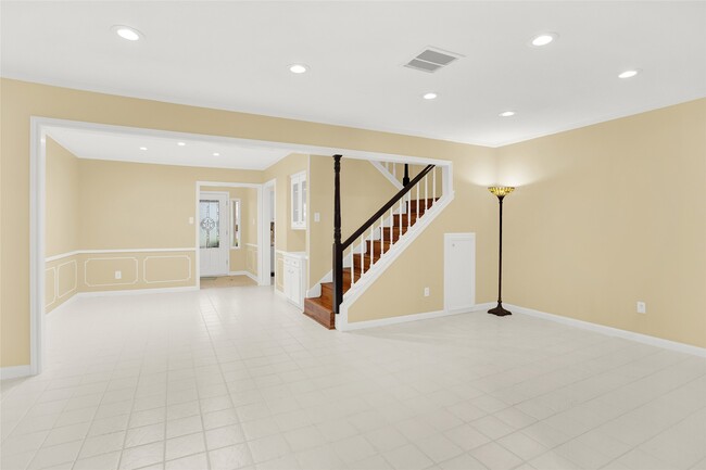 property at 1870 Saxony Ln