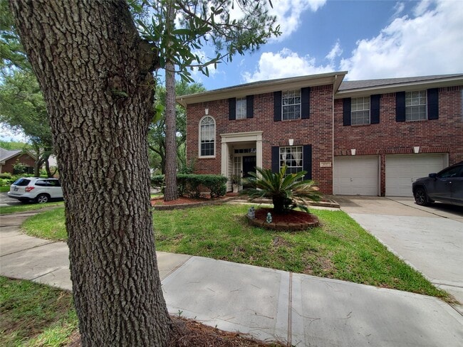 1631 Almond Brook Ln in Houston, TX - Foto de edificio - Building Photo