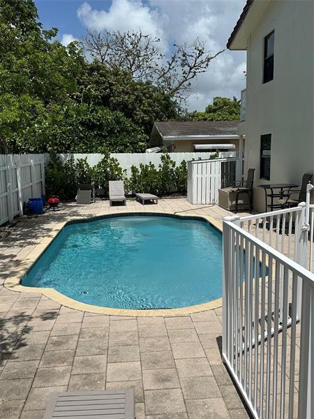 property at 1501 NE 7th Ave