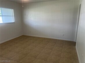 2203 Santiago Ave in Ft. Myers, FL - Building Photo - Building Photo