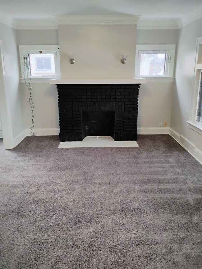 1673 Victoria Ave, Unit 2 in Lakewood, OH - Building Photo - Building Photo