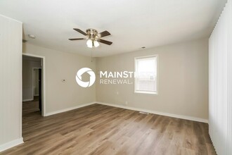 732 N Forsythe St in Franklin, IN - Building Photo - Building Photo