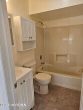 290 US-9 in Ocean Township, NJ - Building Photo - Building Photo