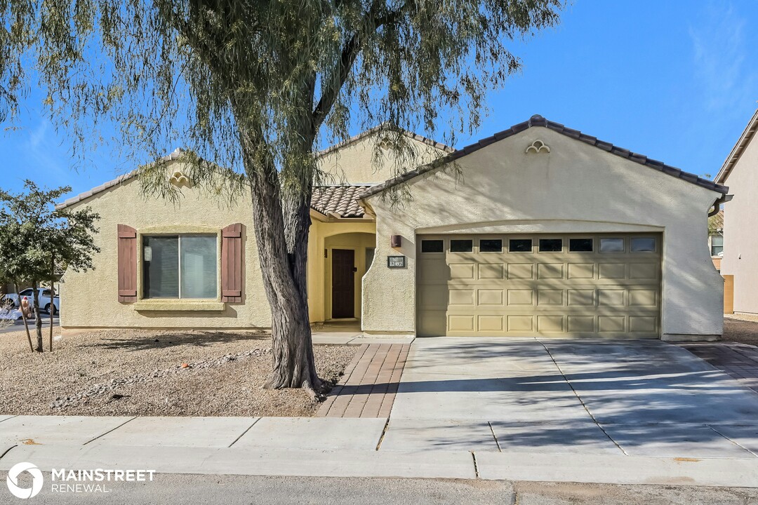 12497 N Hirsutum Dr in Marana, AZ - Building Photo