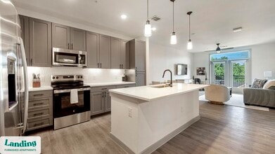 3706 Goodwin Ave in Austin, TX - Building Photo - Building Photo