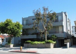 3642 Hughes Avenue, in Los Angeles, CA - Foto de edificio - Building Photo