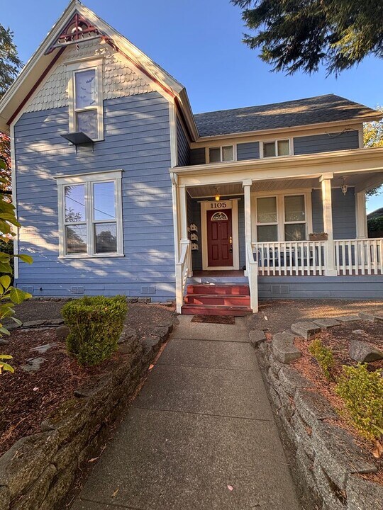 1105 1st Ave in Albany, OR - Building Photo