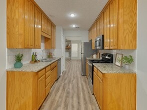 7921 Val Verde Dr in Fort Worth, TX - Building Photo - Building Photo