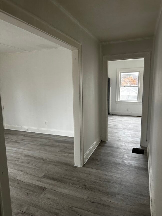 286 Norway Ave, Unit Rear garage apt w parking