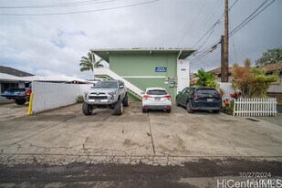 276 Olive Ave in Wahiawa, HI - Building Photo