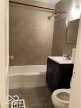 4023 Clarendon Rd in Indianapolis, IN - Building Photo - Building Photo