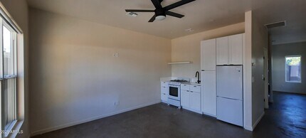 1420 E Almeria Rd in Phoenix, AZ - Building Photo - Building Photo