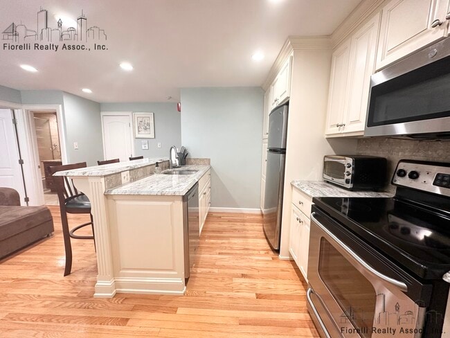 1 Sheafe St, Unit 3