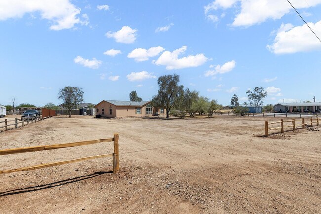 37408 N 20th St in Phoenix, AZ - Building Photo - Building Photo