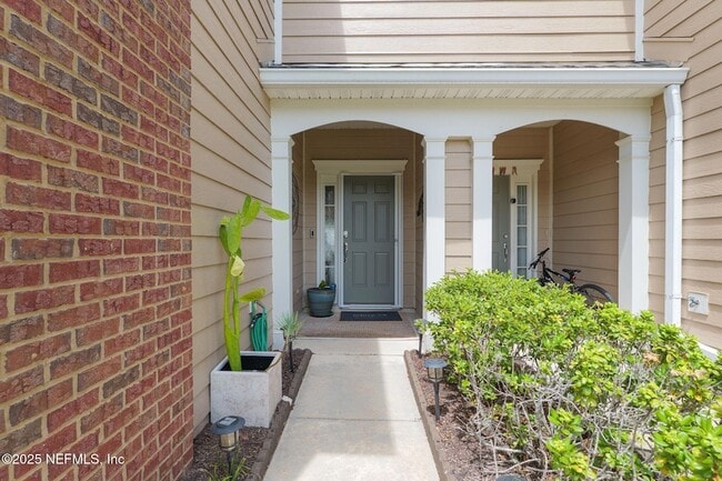 4104 Crownwood Dr in Jacksonville, FL - Building Photo - Building Photo