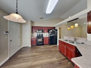 3414 Fieldstone Ct in Middleburg, FL - Building Photo - Building Photo