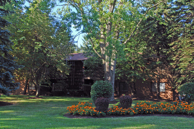 Mohawk Village in Schenectady, NY - Building Photo - Building Photo