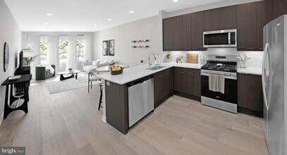 519 Berkeley Ln in Blackwood, NJ - Building Photo - Building Photo