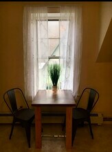3 Lareau Ct, Unit Upstairs in Lebanon, NH - Building Photo - Building Photo