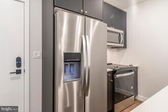 1102 Germantown Ave, Unit 205 in Philadelphia, PA - Building Photo - Building Photo