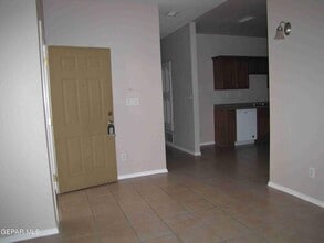 11975 Diana Candia Ln in El Paso, TX - Building Photo - Building Photo