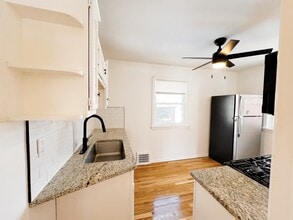 4530 Wood Ave in Parma, OH - Building Photo - Building Photo