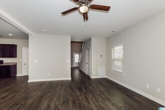155 King Richards Way in Calera, AL - Building Photo - Building Photo
