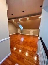 28 Juniper St in Jersey City, NJ - Building Photo - Building Photo
