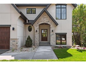 21845 Byron Cir in Excelsior, MN - Building Photo - Building Photo